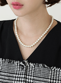YY-AC289 May Queen Pearl Necklace
