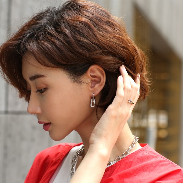 YY-AC321 Four Ret Cubic Chain Earrings
