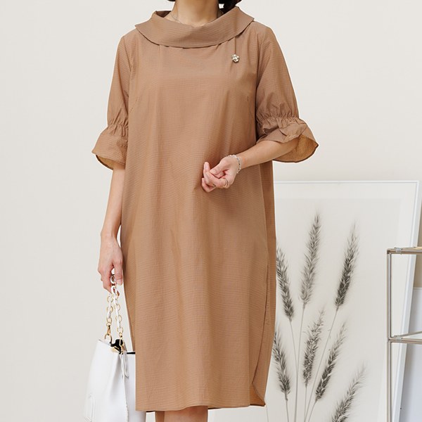 Boat collar neck dress