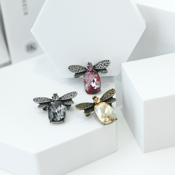 YY-BR092 square bulb brooch