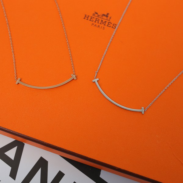 YY-AC428 Smile Necklace