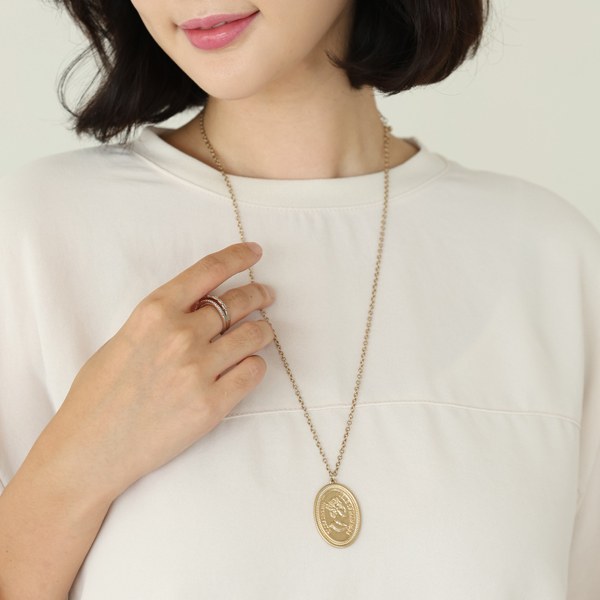 YY-AC432 Oval Coin Pendant Necklace