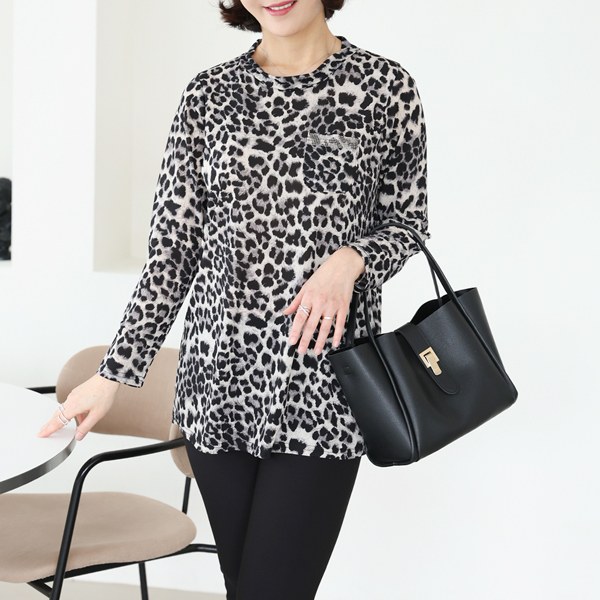 TBD1085_W Leopard print mini cubic blouse tee