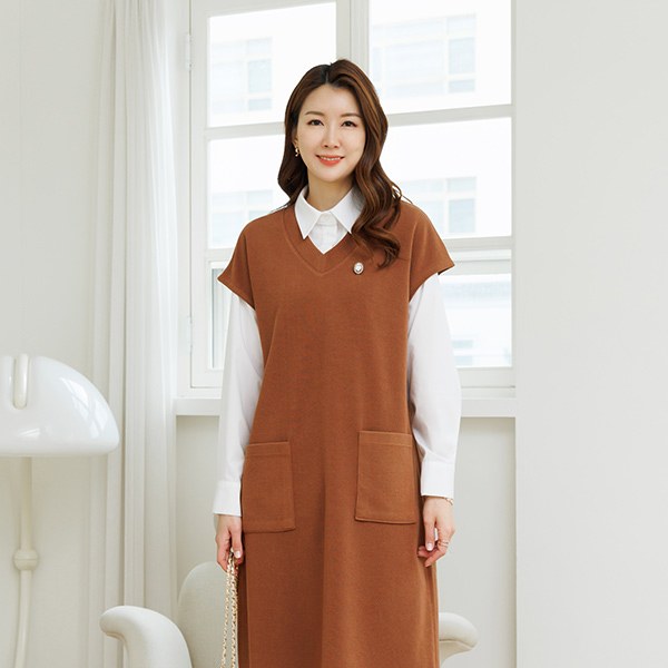 OPD1013_DC V-neck knit pocket dress