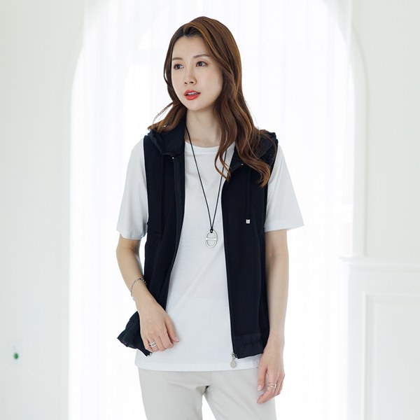 VED3005_DC Pochell color matching hooded vest