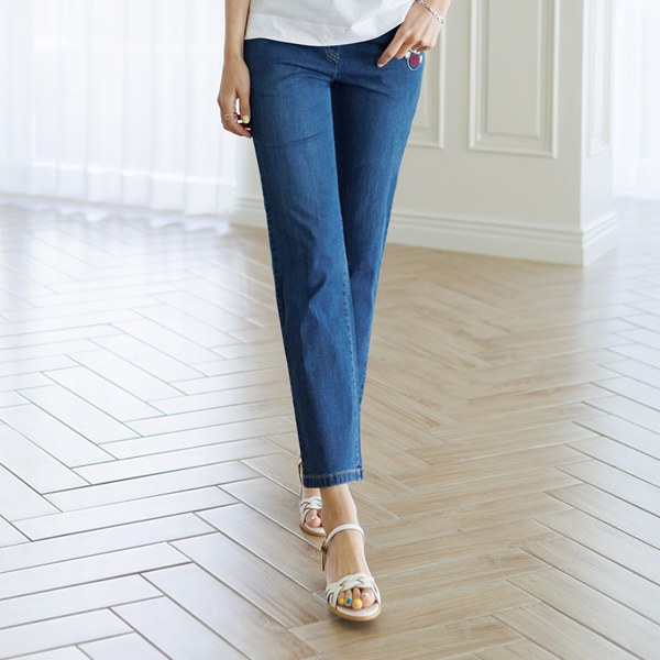 Gadin embroidered denim pants