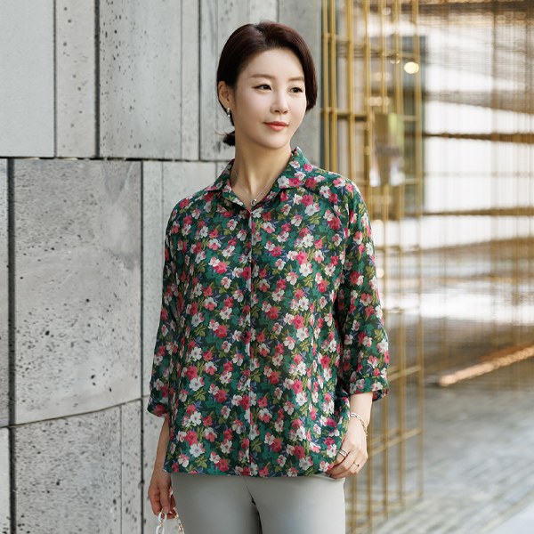 Tencel open collar shirt