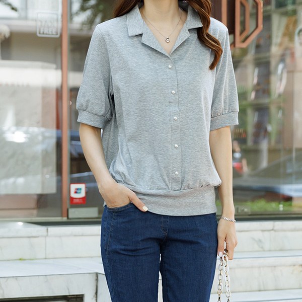 Loble pearl collar t-shirt