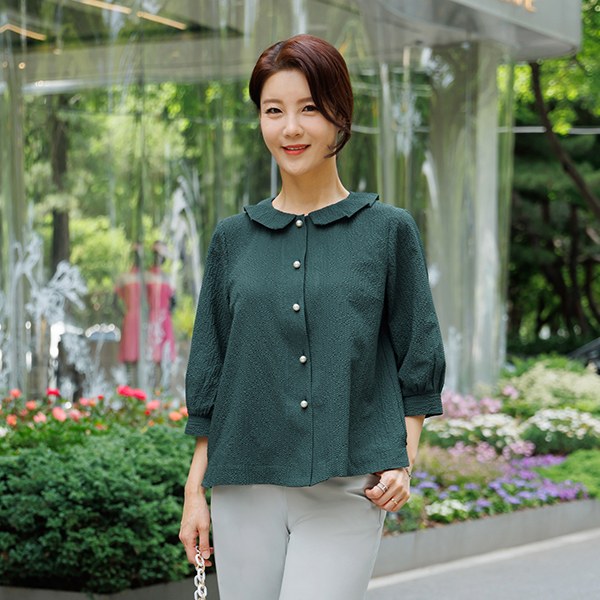 Kara Pearl Open Blouse