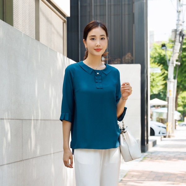 Souffle pearl blouse